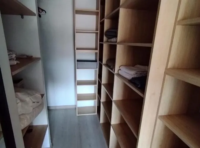 Apartment Cosy Avec Piscine *